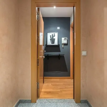 2 Bedroom With Balcony In Eixample 1-1 Apartmán