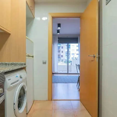 2 Bedroom With Balcony In Eixample 1-1 Barcelona