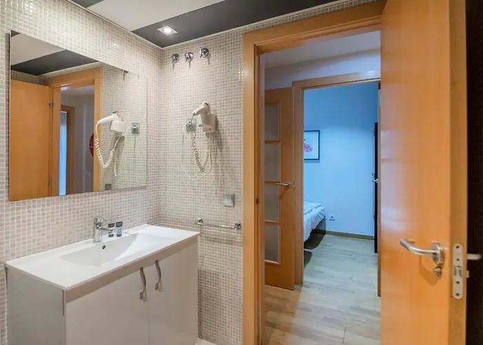 شقة The Collection - 2 Bedroom With Balcony In Eixample 1-1 *