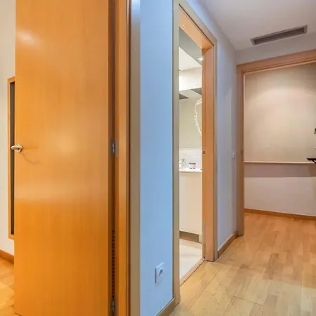 2 Bedroom With Balcony In Eixample 1-1 Lägenhet Barcelona